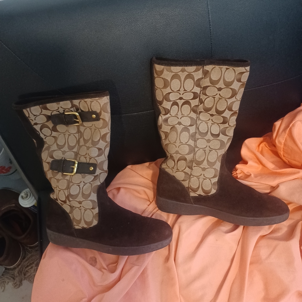 Coach boots